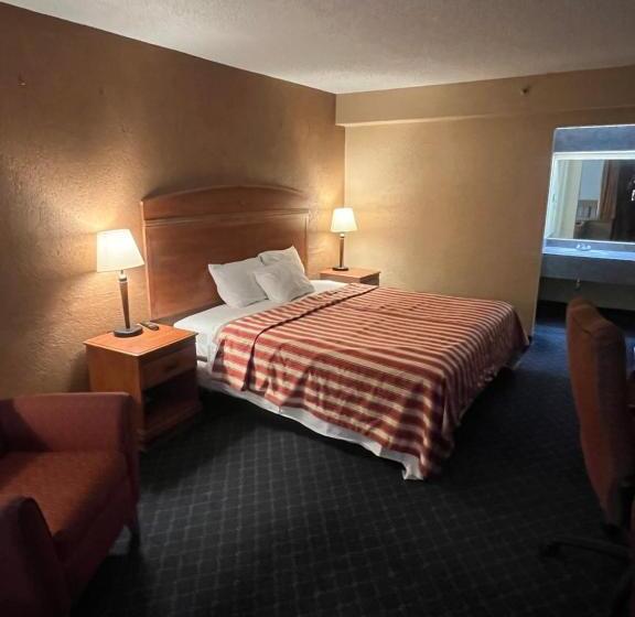 스탠다드 룸 킹사이즈 침대, The Lodge Hotel And Banquets