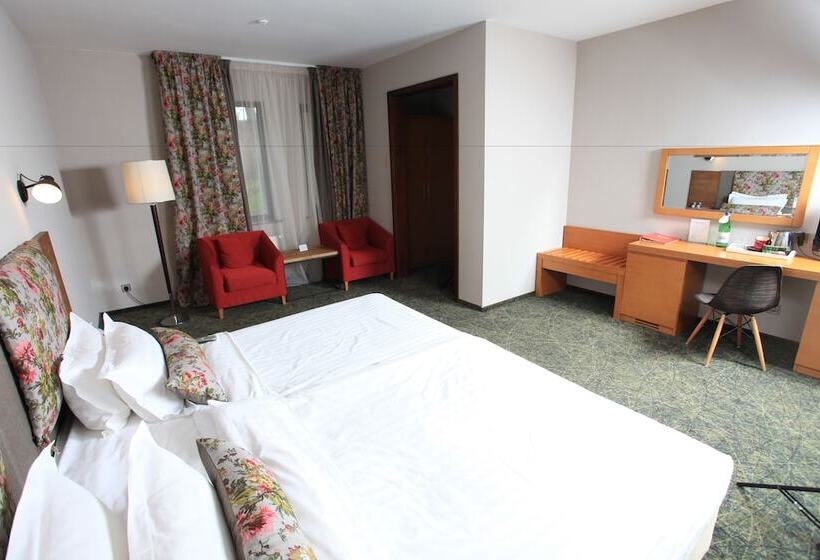 주니어 스위트, Grand Admiral Resort & Spa