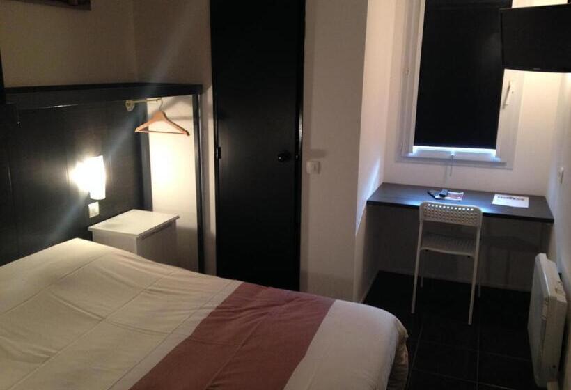 اتاق استاندارد سه نفره, Hôtel M&r
