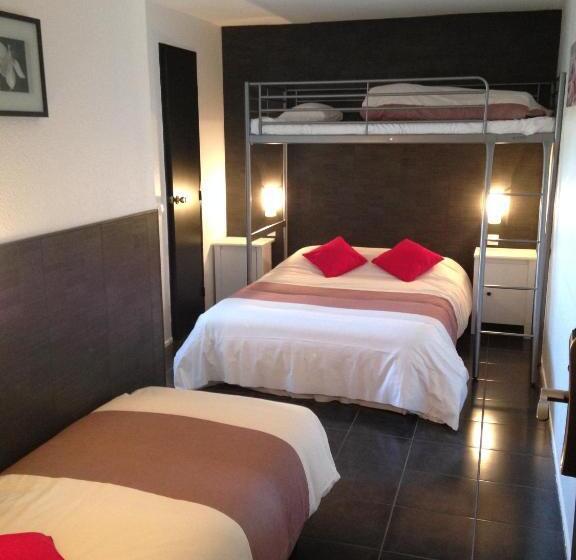 اتاق استاندارد چهار تخته, Hôtel M&r