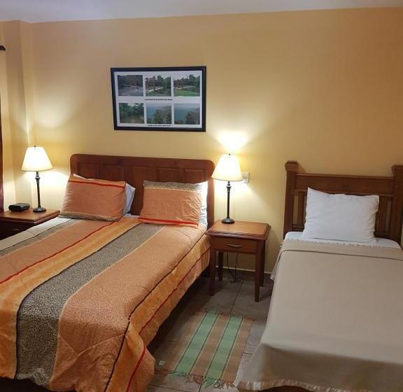 اتاق استاندارد سه نفره, Piarco Village Suites