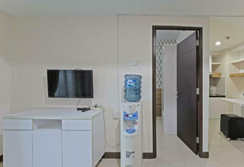Апартаменты 2 Спальни, Apartemen Grand Dhika City By Nina