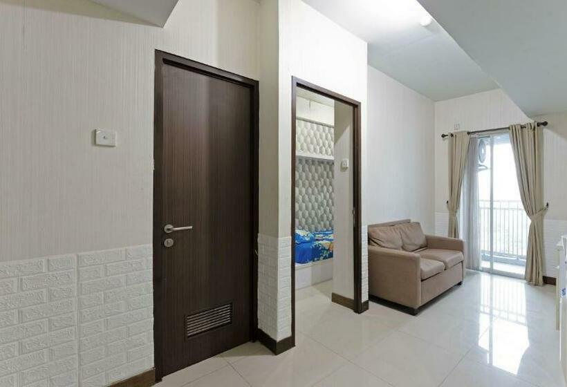 Апартаменты 2 Спальни, Apartemen Grand Dhika City By Nina