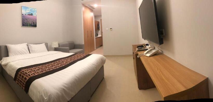 استودیوی استاندارد, Jood Residence