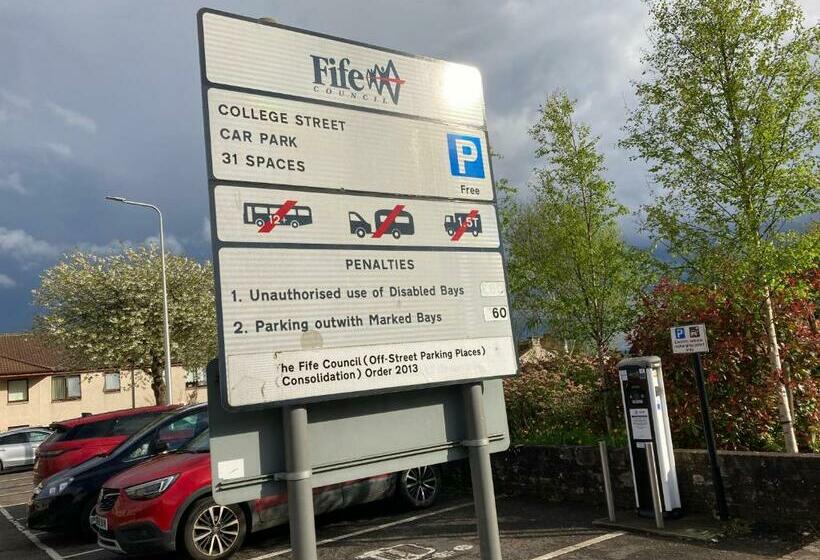 エコノミールーム, 30 College Street, Buckhaven, Leven, Fife, Ky81jx