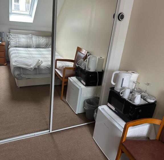エコノミールーム, 30 College Street, Buckhaven, Leven, Fife, Ky81jx