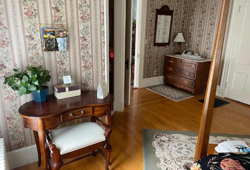스탠다드 룸, Guilford Bed And Breakfast