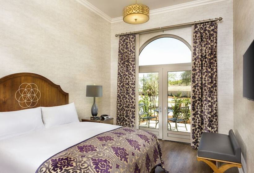 سوئیت با تخت بزرگ, Allegretto Vineyard Resort Paso Robles