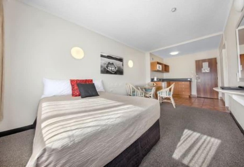 Апартаменты Economy 2 Спальни, Belconnen Way Hotel & Serviced Apartments