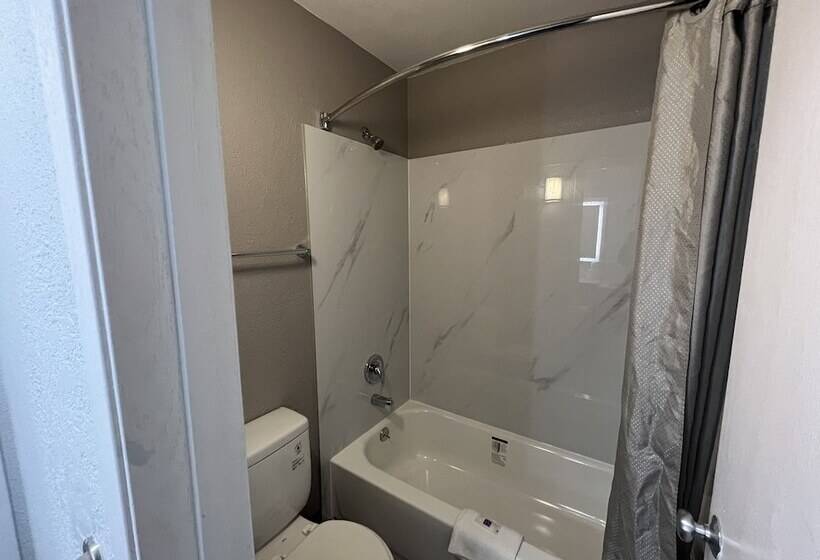 Номер Deluxe, Motel 6 Altoona, Ia  Des Moines East