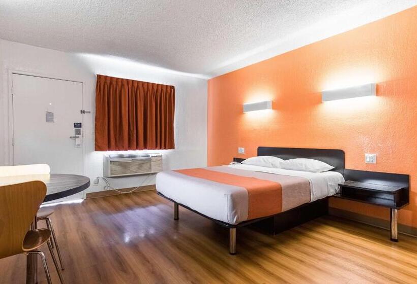 Номер Стандарт Адаптированный для Инвалидов, Motel 6long Beach, Ca  International City