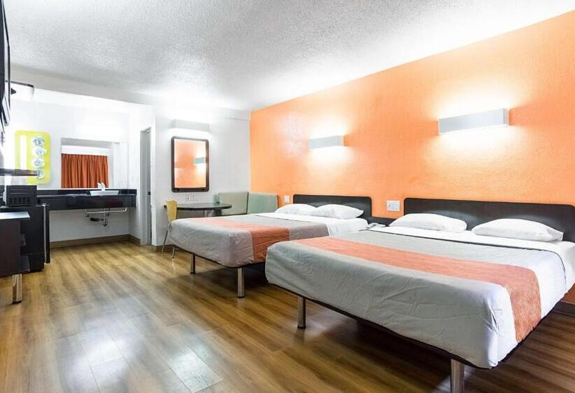 Номер Стандарт, Motel 6long Beach, Ca  International City