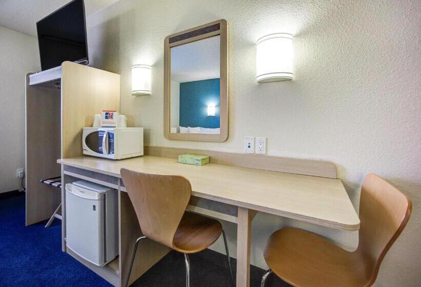 Номер Стандарт, Days Inn By Wyndham Stony Plain