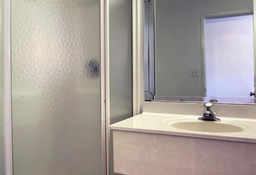 غرفة قياسية رباعية, Motel 6normal, Il  Bloomington Area