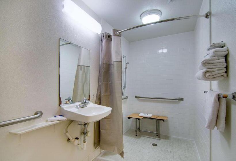 Номер Стандарт Адаптированный для Инвалидов, Motel 6salina, Ks