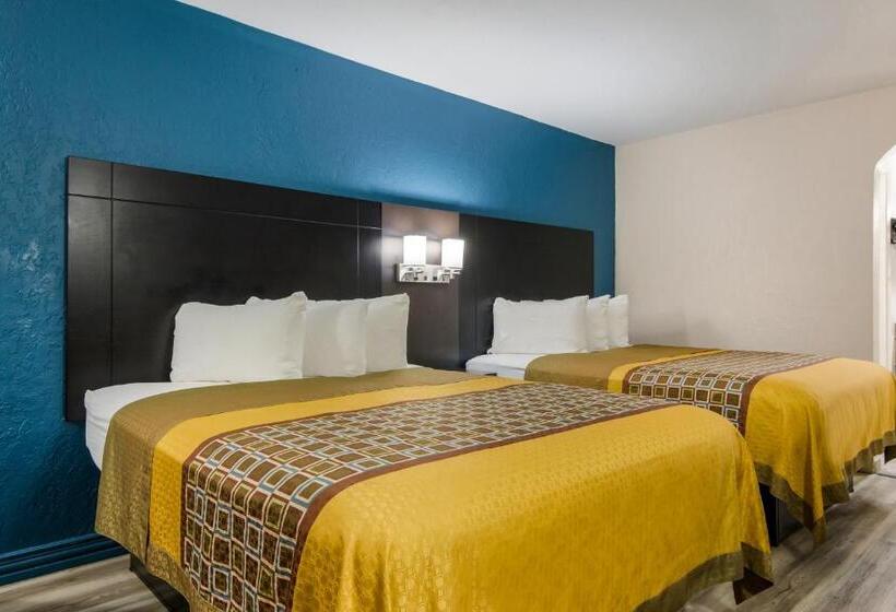 Номер Стандарт, Rodeway Inn Broken Bowhochatown