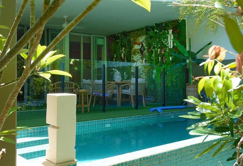 Апартаменты 3 Спальни, Cotton Beach Resort  Tweed Coast Holidays ®