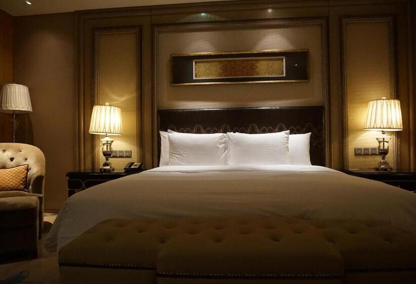 Номер Deluxe Кровать Кинг, Wanda Realm Harbin