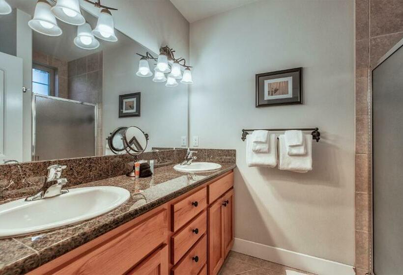 Апартаменты 2 Спальни, Dover Bay  Bayside South