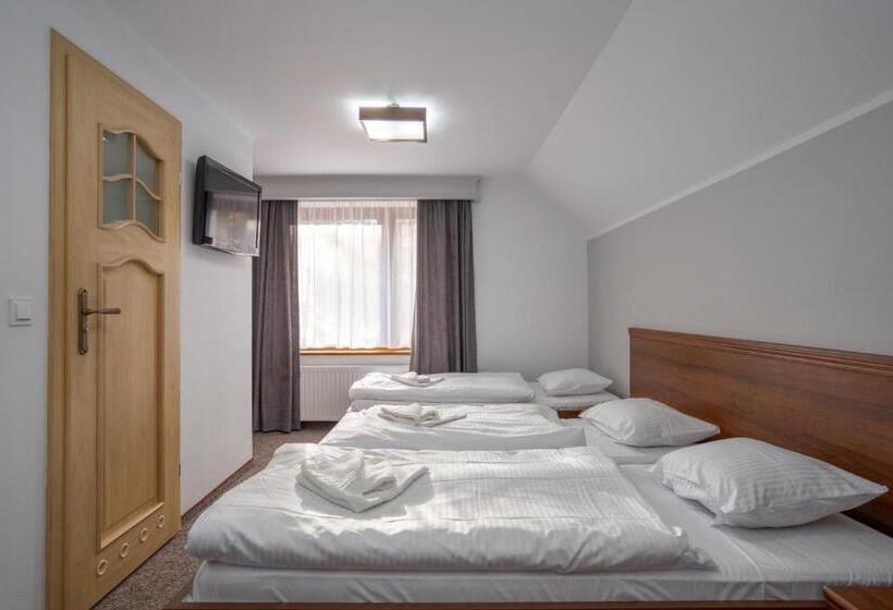 اتاق استاندارد سه نفره, Willa Pod Szrenicą 2