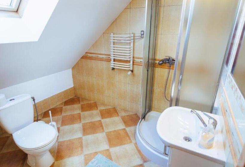 Четырехместный Номер Стандарт, Apartamenty I Pokoje U Barbary