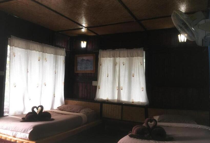 Номер Deluxe, Phi Phi Green Hill Resort