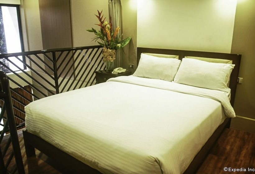 스위트, Uptown Condotel