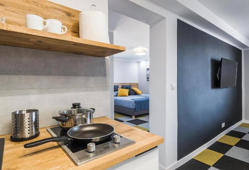Апартаменты 2 Спальни, Apartamenty Medyka Park