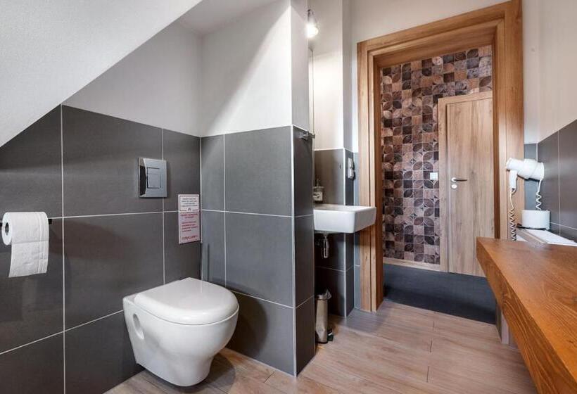 带2个卧室的套房, Parzenica B&b   Wyjątkowa I Jedyna!!! Sprawdź Nas A Nie Pożałujesz!