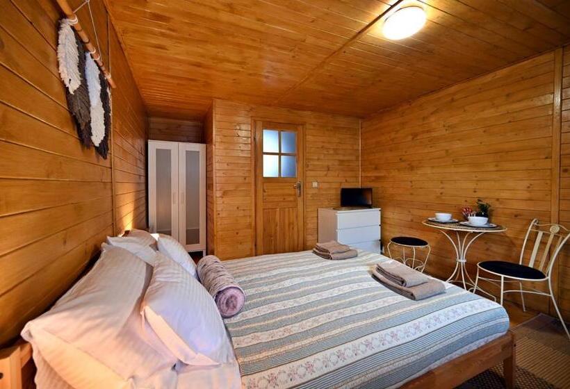 Шале 1 Спальня, Molonówka Guest House