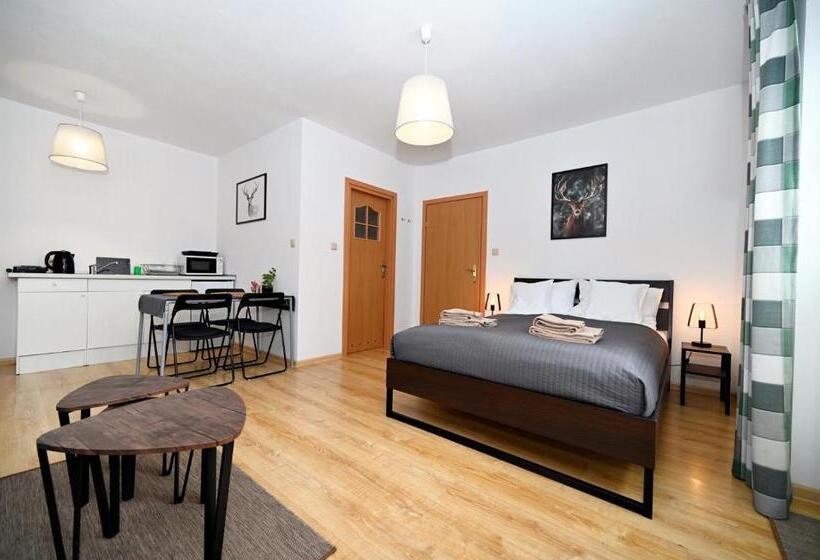 Семейное Студио, Molonówka Guest House