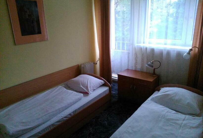 Номер Стандарт, Hostel Refleks