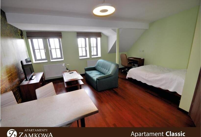Студия Стандарт, Apartamenty Zamkowa