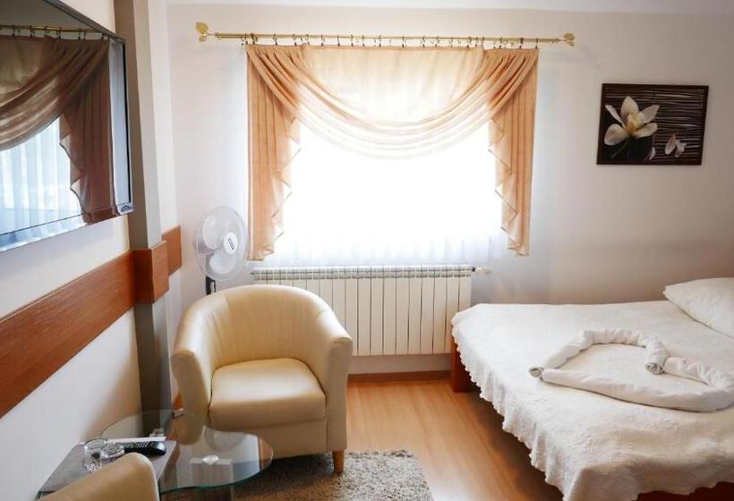 标准间, Motel Za Miedzą