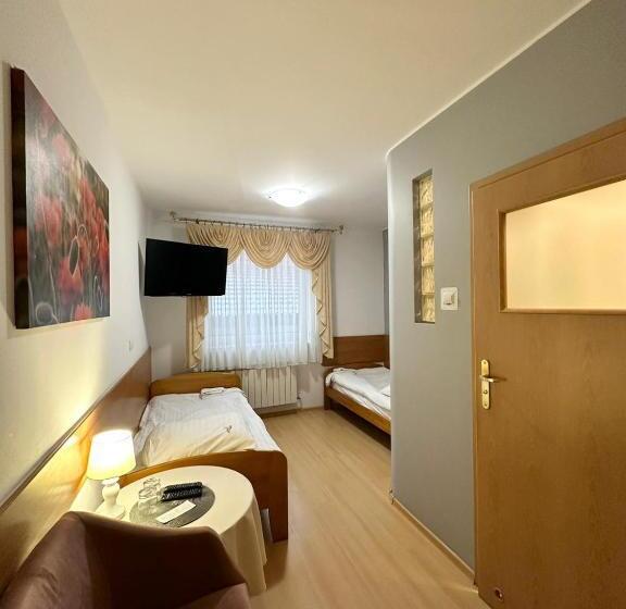 Номер Стандарт, Motel Za Miedzą