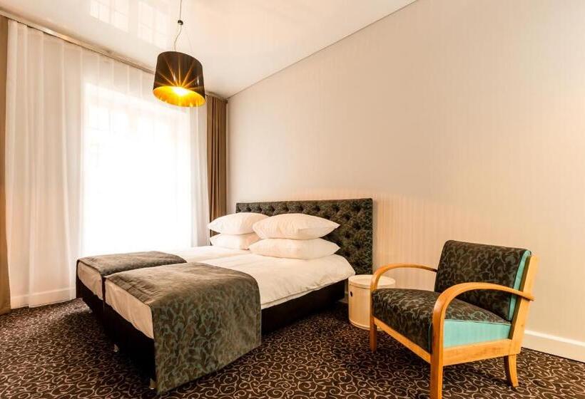 Номер Deluxe, Sleep In Hostel & Apartments Stary Rynek