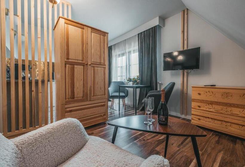 Студия Deluxe, Bystry Comfort