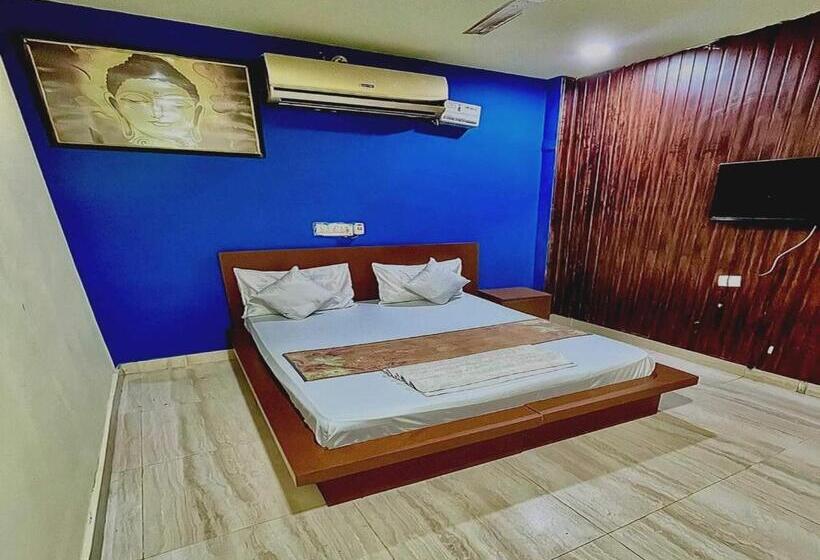 Трехместный Номер Deluxe, Oyo 80774c Yaduvanshi Inn