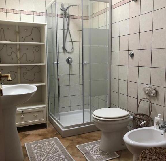 Четырехместный Номер Стандарт с Балконом, B&b Il Mirto Bianco