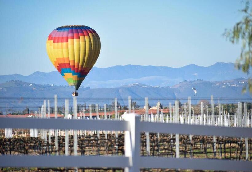 스탠다드 스튜디오 킹침대, Peppertree Lane Ranch    Seven Acre Ranch In The Heart Of Wine Country