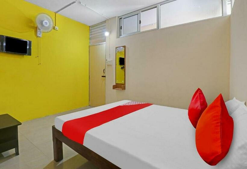 חדר קלאסי לשלושה, Flagship Sri Sai Boarding And Lodging
