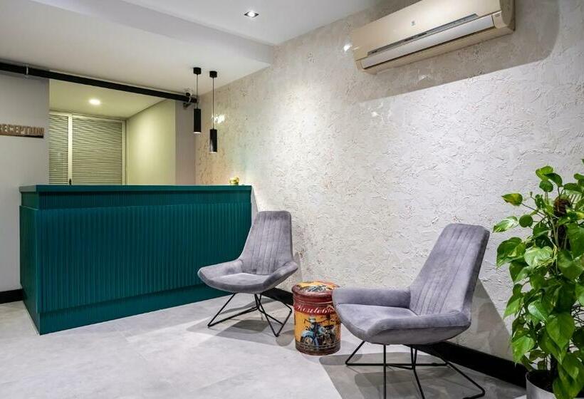 اتاق استاندارد با بالکن, Eluxi̇o Sui̇te