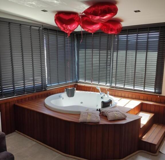 سوییت اجرایی, Eluxi̇o Sui̇te