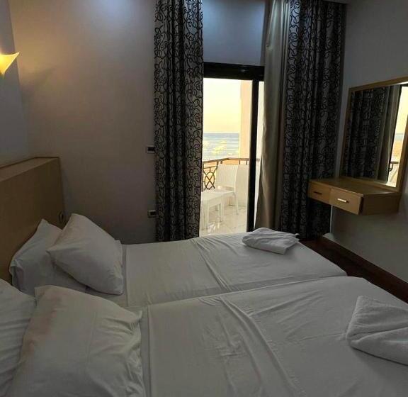 اتاق لوکس با بالکن و چشم‌انداز دریا, Sea View House
