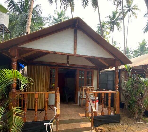 Кровать в Общей Комнате, Tropical Bay