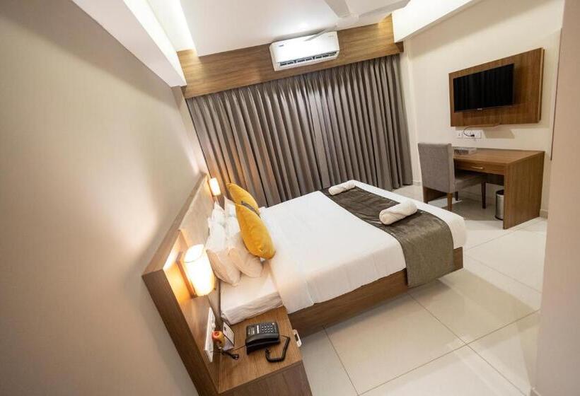 Номер Superior, Kottayam Grand