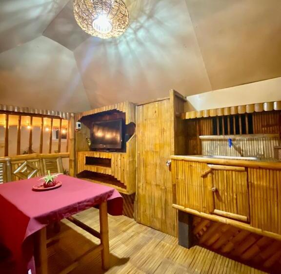 Шале 1 Спальня, La Casa Blanca Binoclutan Beach Resort