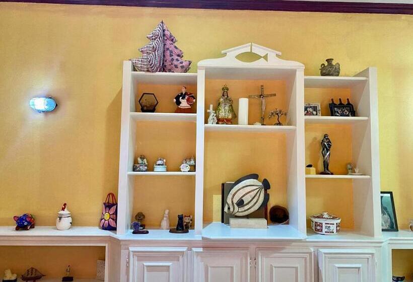 Family Suite, La Casa Blanca Binoclutan Beach Resort