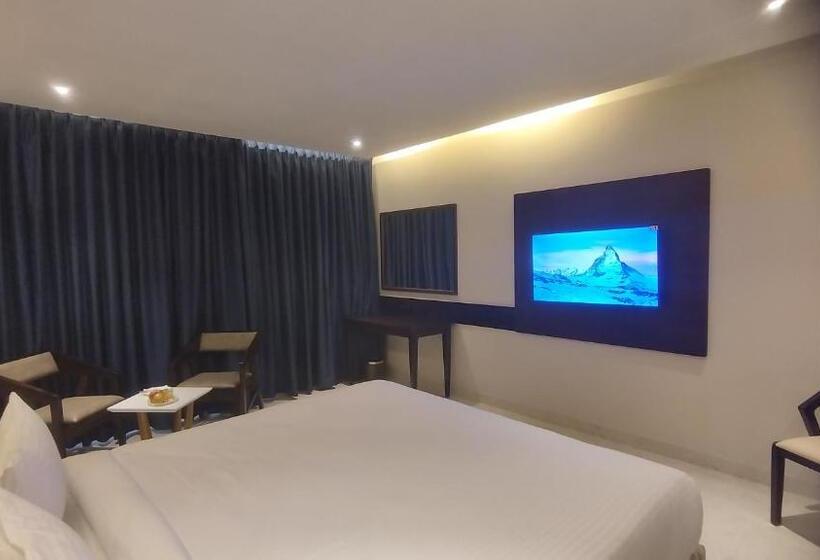 اتاق لوکس, Mayur Belgaum Presidency Hotel & Spa   10 Kms From Belgaum Airport Ixg