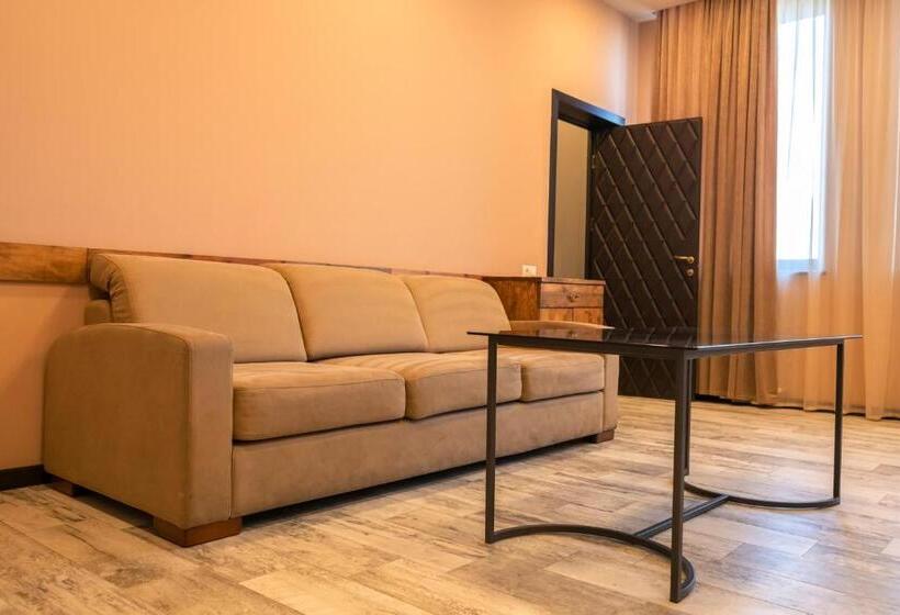 디럭스 룸, B H Y Guesthouse In Yerevan
